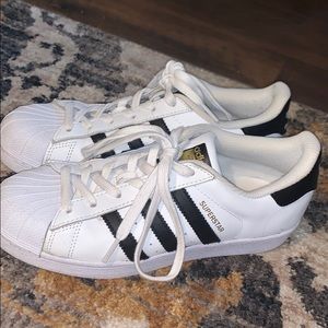 Adidas Superstar Sneakers